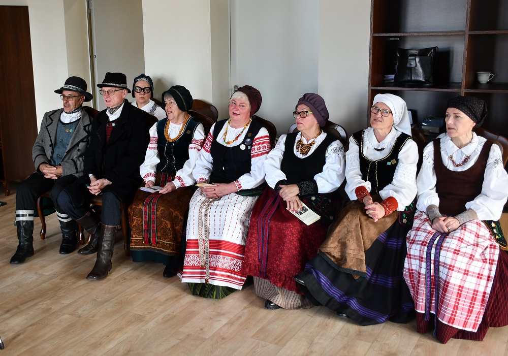 ĮVYKO TREČIASIS SEMINARAS ,,PARIBIO LIETUVININKŲ IR ŽEMAIČIŲ GYVENSENA XIX A. – XX A. PR. IDENTITETO IR TRADICIJŲ KRYŽKELĖS“