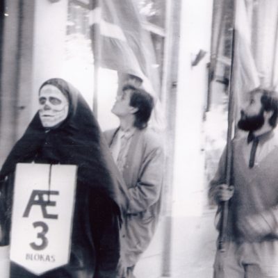 Šilutės teatralų teatralizuotas protesto žygis Šilutės miesto gatvėmis;